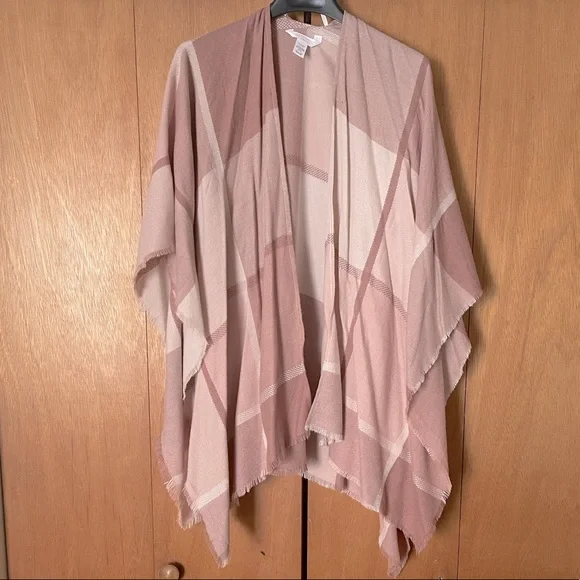 Lauren Conrad Blush and White Shawl - Picture 1 of 3